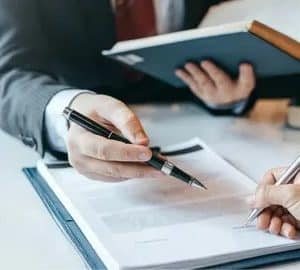 Business and Contract Law: A Complete Guide