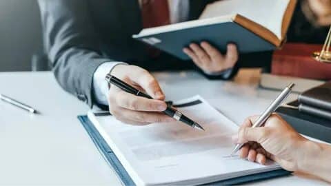 Business and Contract Law: A Complete Guide